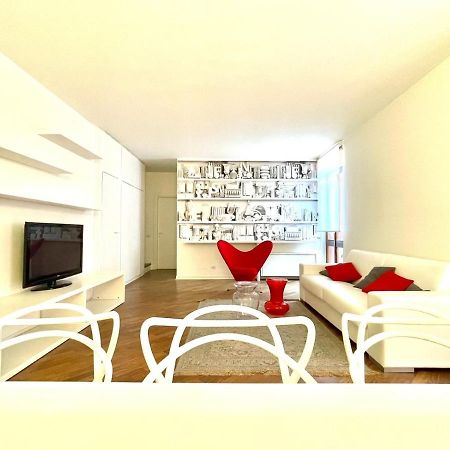 Domus Verona - Ampia Moderna Casa Su 2 Piani Nel Cuore Di Верона Экстерьер фото