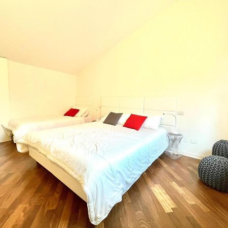 Domus Verona - Ampia Moderna Casa Su 2 Piani Nel Cuore Di Верона Экстерьер фото