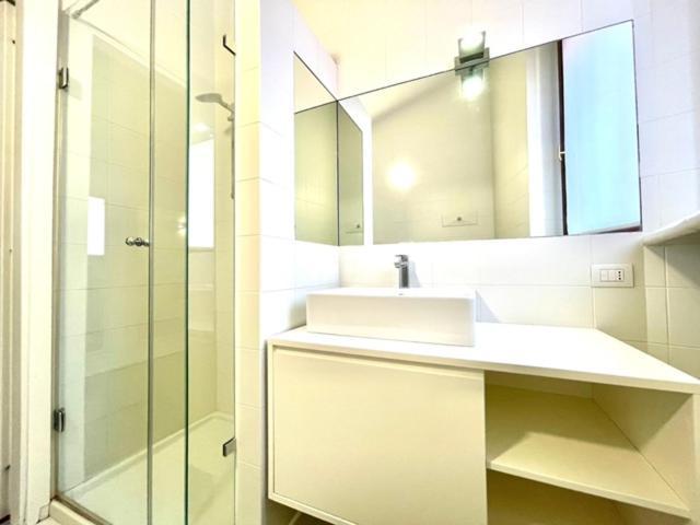 Domus Verona - Ampia Moderna Casa Su 2 Piani Nel Cuore Di Верона Экстерьер фото